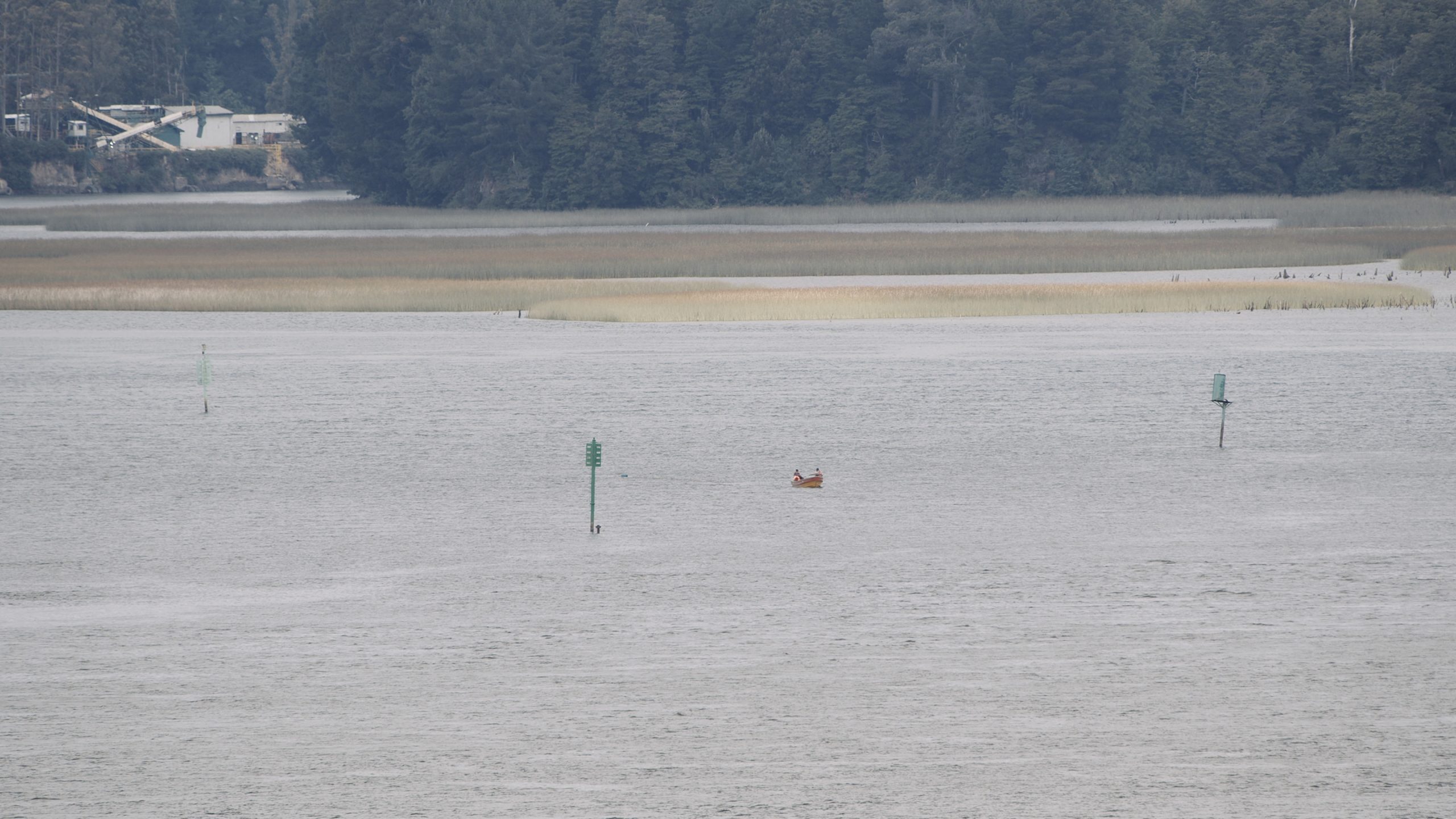 Y SIEMPRE NUESTROS MUERTOS HABITANDO EL DEVENIR